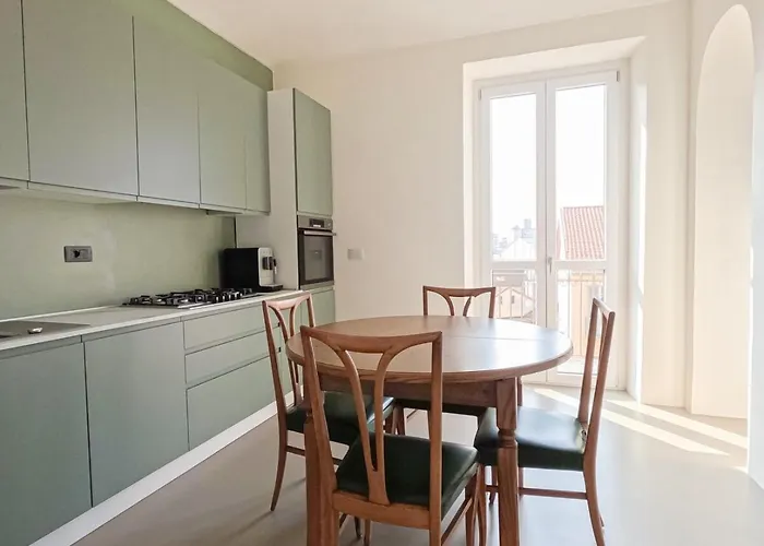 Apartment Unconventional *
